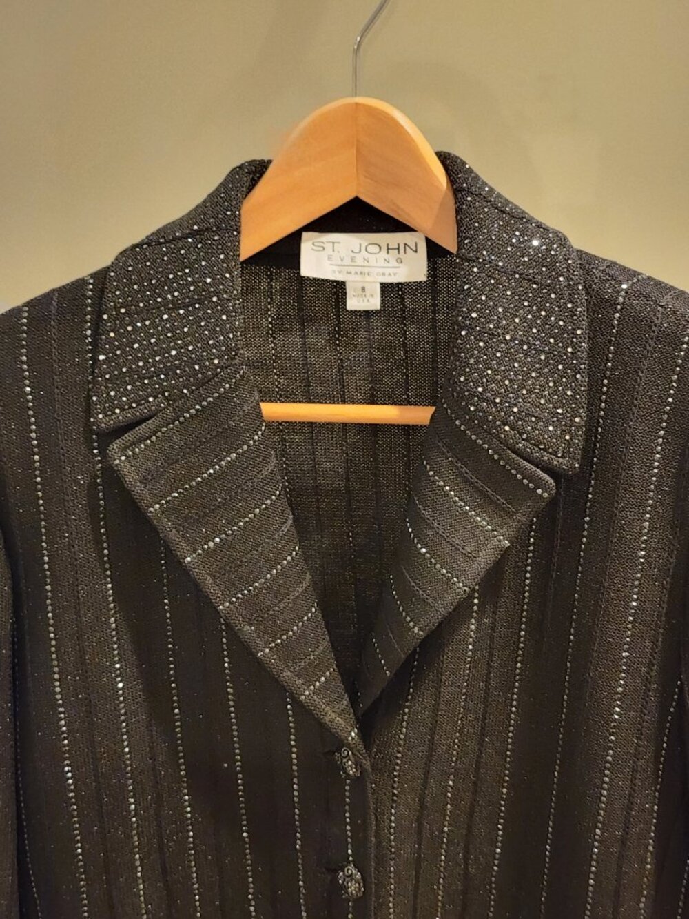 Excellent!!| US 8| ST JOHN: Black Elegant Shimmer Lightweight Blazer - Picture 3 of 16